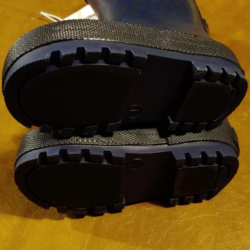 NWT and NIB Carter rainboots